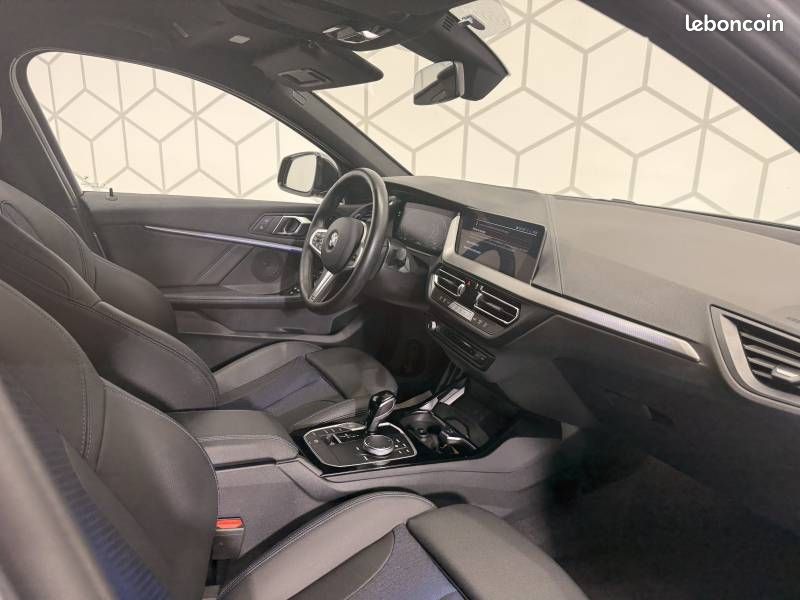 BMW Série 1 118i 136 ch DKG7 M Sport (image 11)