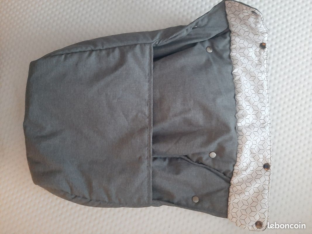 Couvre jambe poussette (image 1)