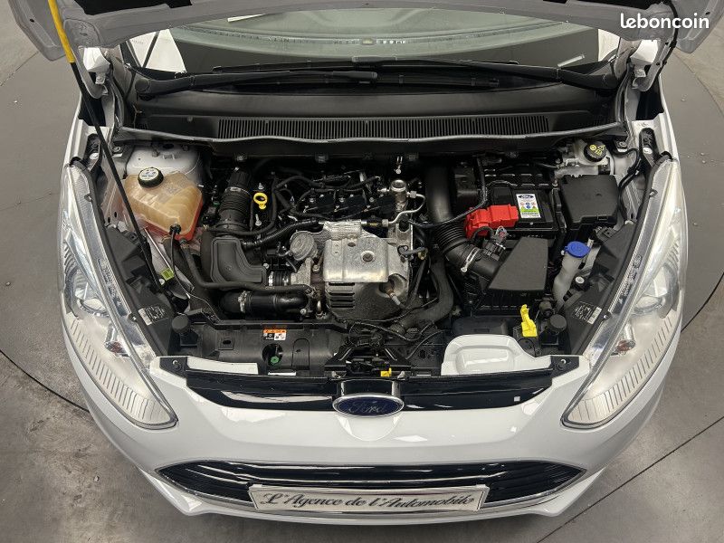 Ford B-MAX 1.0 scti 125 chTitanium / GPS / Climatisation / Régulateur / Radar (image 26)