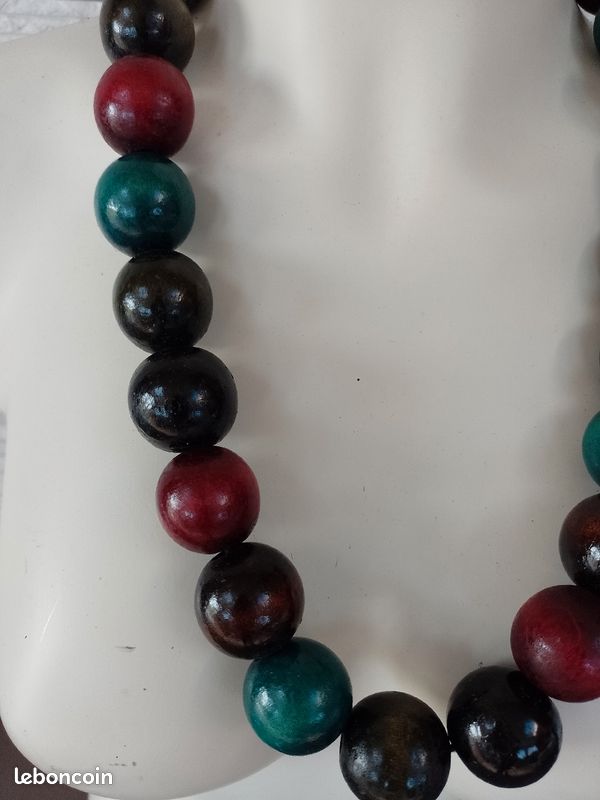 Collier fantaisie (image 2)