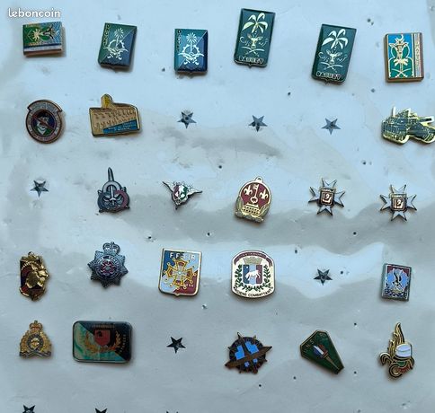 Pin's Gendarmerie Auvergne – Épingle De Collection, état D'occasion