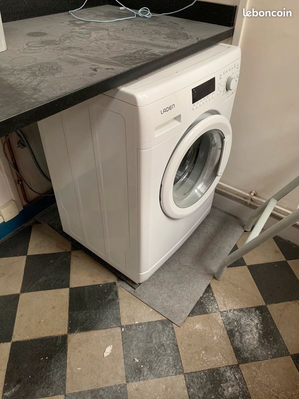 Machine à laver à donner – À venir récupérer sur place (image 2)