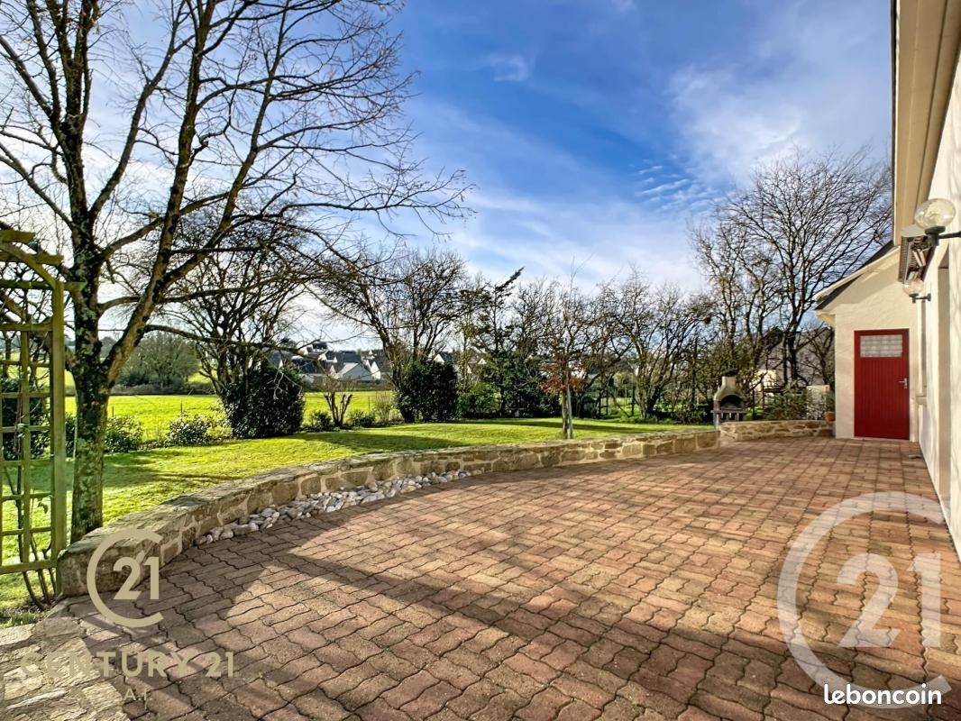 Maison 7 pièces 139 m² · à Ligné · 139 m² · 299 900 €