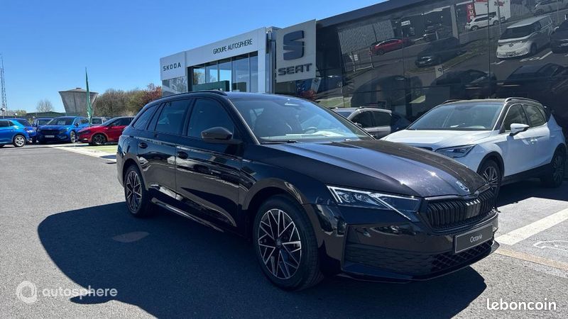 Skoda Octavia Combi 2.0 TDI SCR 150ch Sportline DSG7 (image 3)