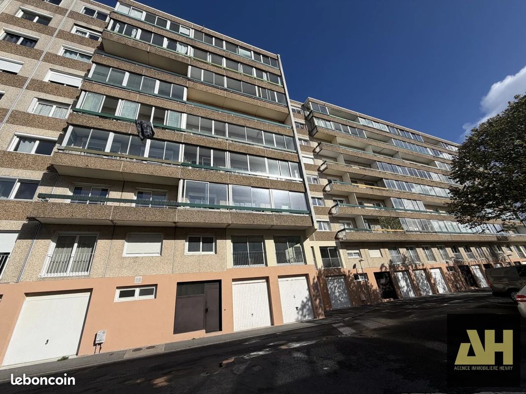 Appartement 5 pièces 105 m² · à Brest · 105 m² · 175 000 €