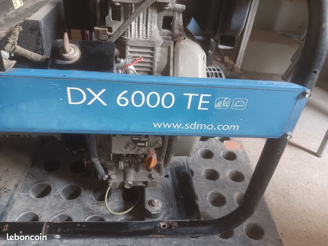 Groupe électrogène diesel SDMO DX6000 TE (image 2)