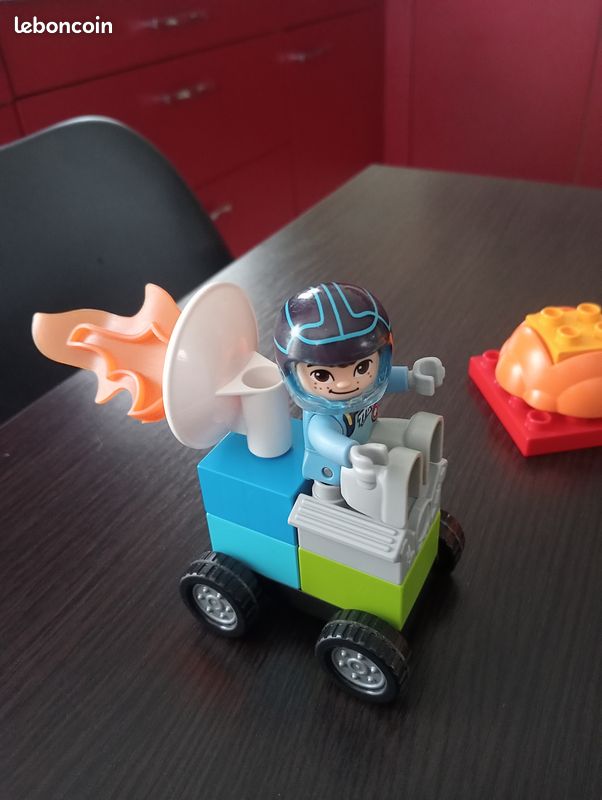 Légo Duplo Miles from Tomorrowland Jeux Jouets