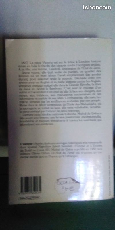 Livre roman "La femme sacrée" (image 2)