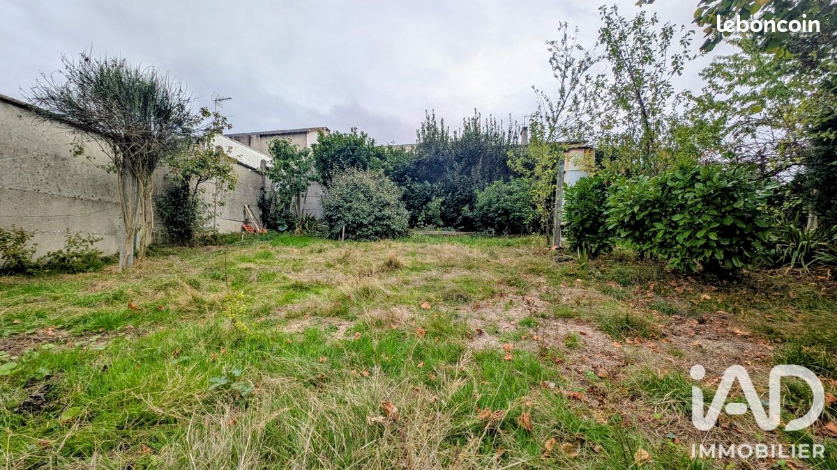 Terrain 452 m² · à Limoges · 452 m² · 42 000 €