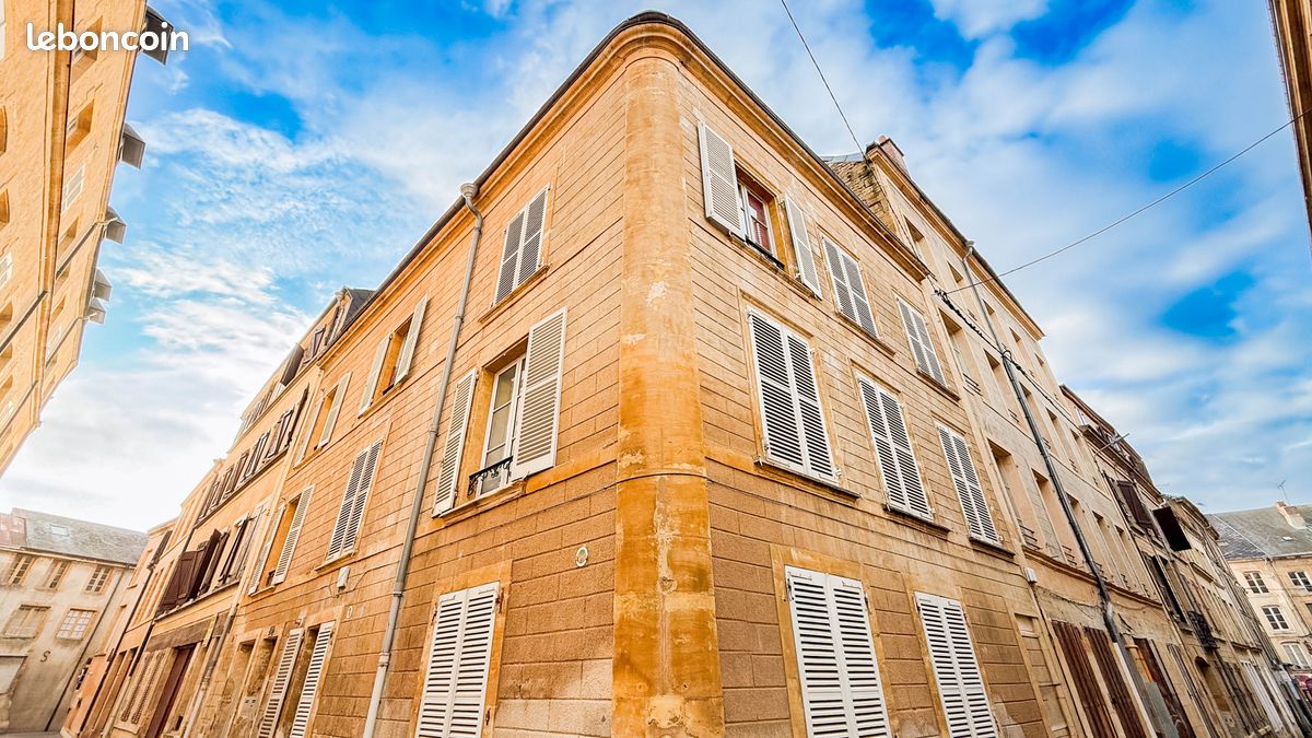 Immeuble 215 m² · à Sedan · 215 m² · 280 000 €