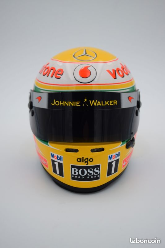CASQUE HELMET F1 Pierre Gasly Arai 1:2 Red Bull 2019 avec signature EUR