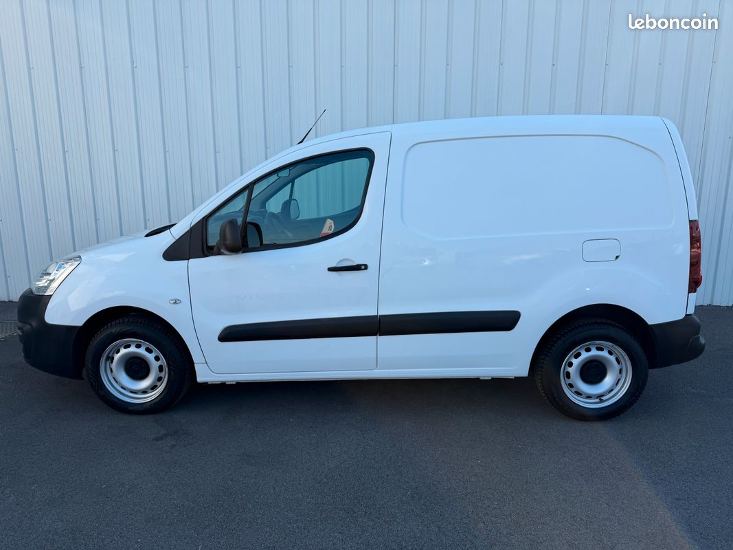 Citroën Berlingo Van 650kg BlueHDI 75 (image 3)