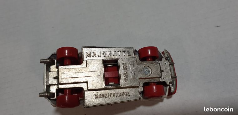 Majorette Citroën Dyane Raid N°231 – Échelle 1/60 – Verte Fluo – Blister Scellé – Série 200