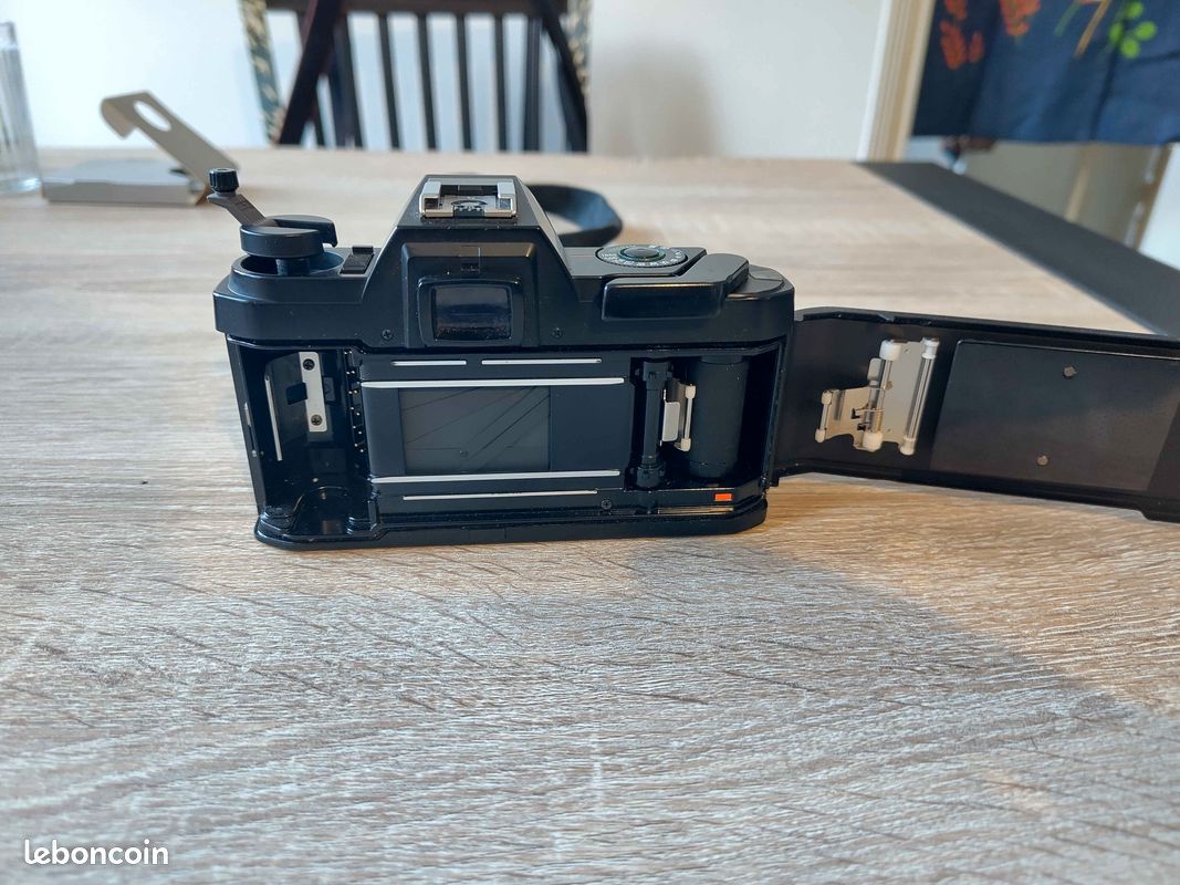 ANCIEN BOITIER APPAREIL photos Olympus om10 EUR 100,00 - FR