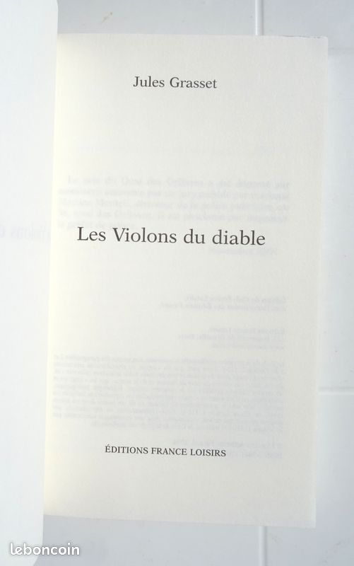 LES VIOLONS DU DIABLE, Jules GRASSET - Grand format 2005 TBE Policier Enquête Thriller Prix du quai des orfèvres Île Saint-Louis Église Paris Voyeurisme Musique Art Police (image 10)