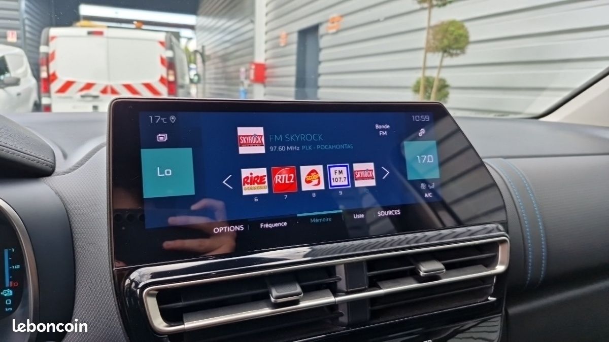 Citroën C5 Aircross HYBRIDE RECHARGEABLE 225 E-EAT8 FEEL PACK (image 24)