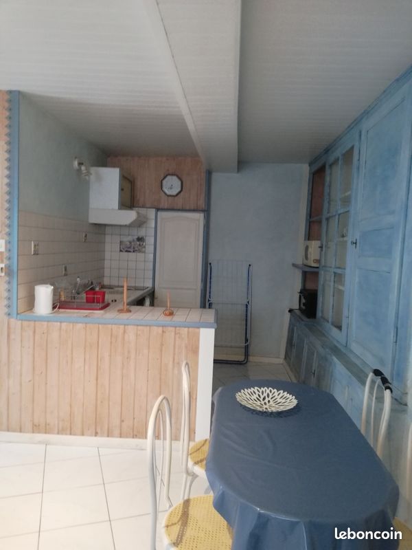 Studio · à Oloron-Sainte-Marie · 480 €/mois