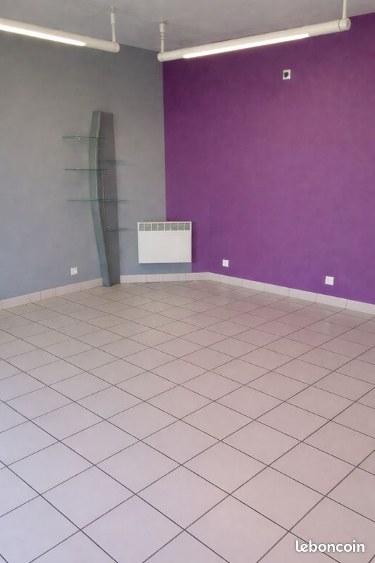 Local commercial 2 pièces 80 m²