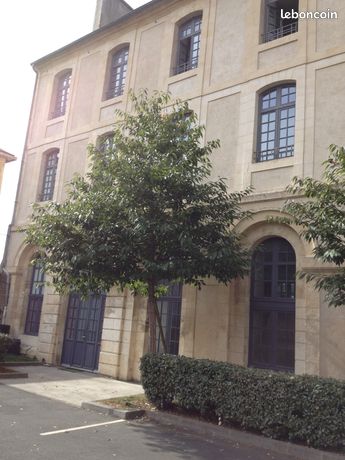 Falaise - T2 avec parking