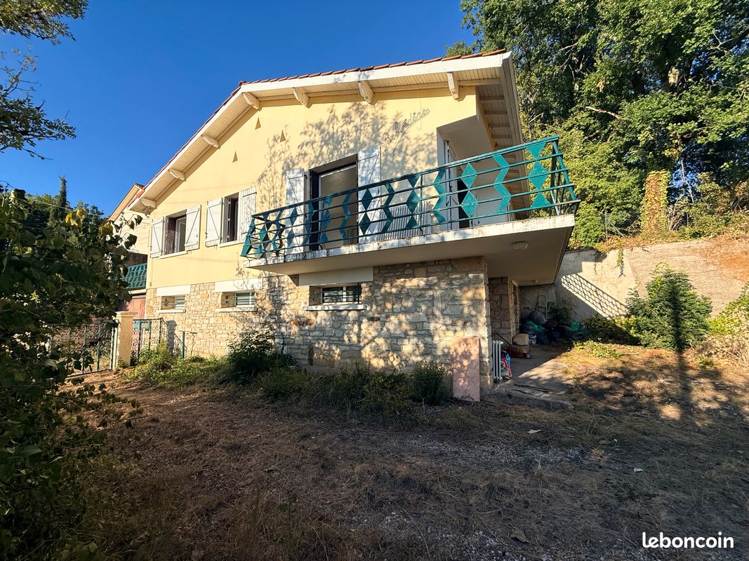 Maison 4 pièces 120 m² · à Puy-l'Évêque · 120 m² · 149 000 €