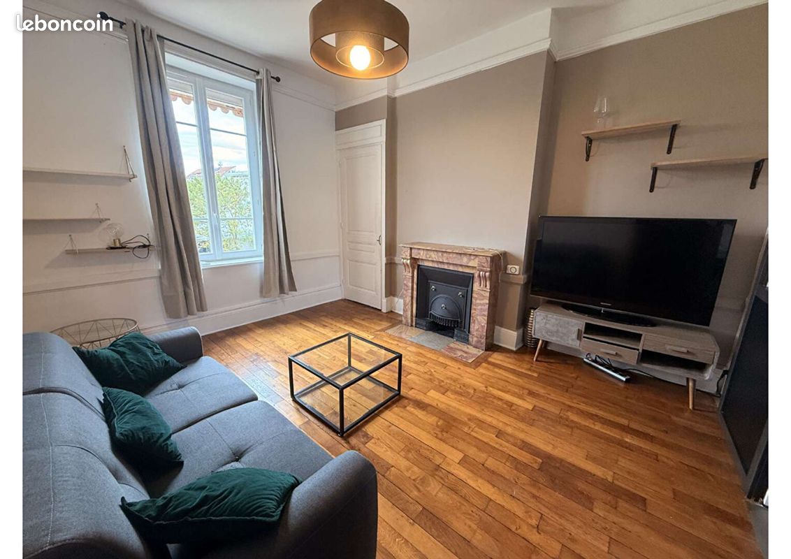 Appartement 2 pièces 42 m² · à Villeurbanne · 42 m² · 830 €/mois