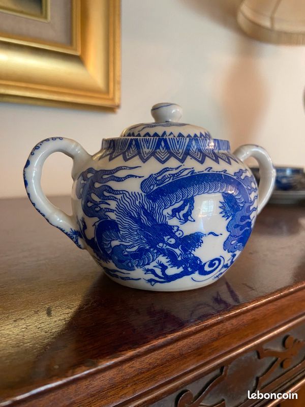 Tasse et assiette à café et sa théière (image 5)
