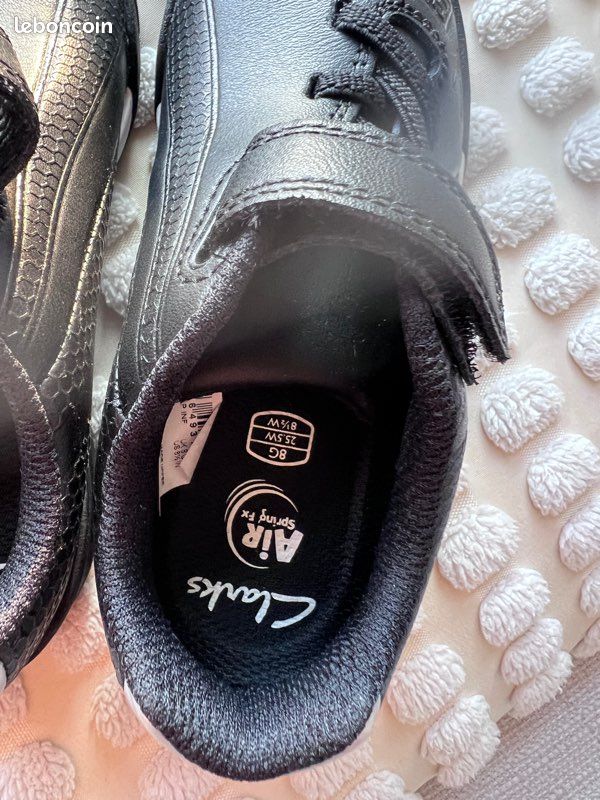 Baskets Clarks 25,5 - Chaussures