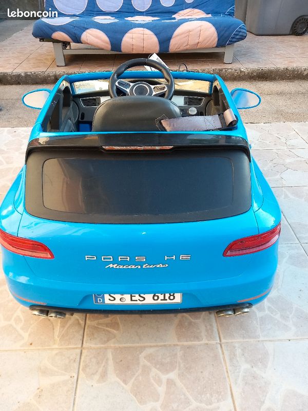 Voiture électrique pour enfant (image 3)
