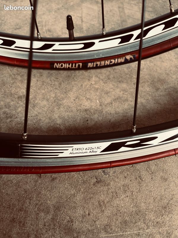 Paire de roues Fulcrum Racing Cassette Pneus Équipements vélos