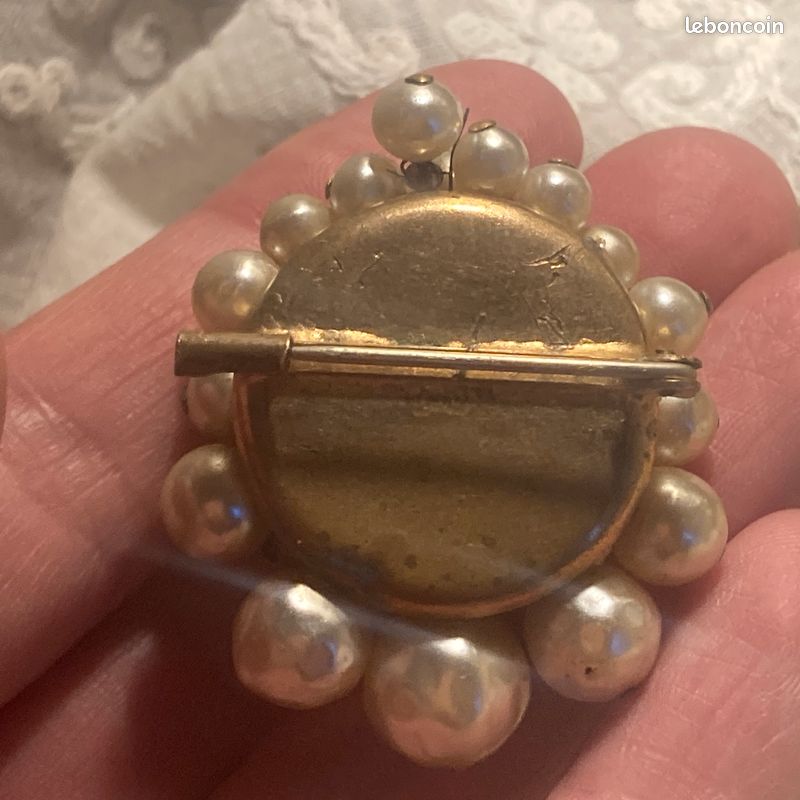 Superbe Broche Vintage Louis Roussellet Vert émeraude - Véritable Verre Coloré, Fabrication Française