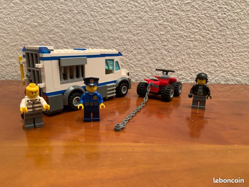 Lego 60043 (image 2)