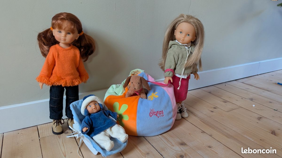 Vêtements ma corolle : lot écolière - Un grand marché