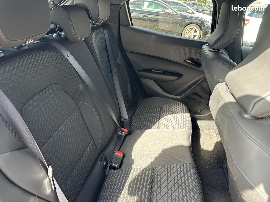 RENAULT CLIO 1.8 E-Tech Hybride - 160 - BVA multi-modes VI Techno - GARANTIE 12 MOIS (image 19)