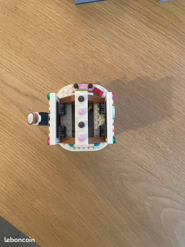 Lego Kwik-E-Mart Simpson (image 8)