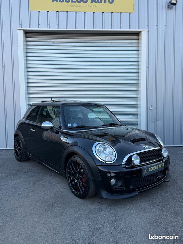 Mini Cooper John Works 211Ch (image 2)