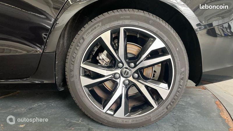 Volvo V60 B4 197ch Plus Style Dark DCT 7 (image 20)