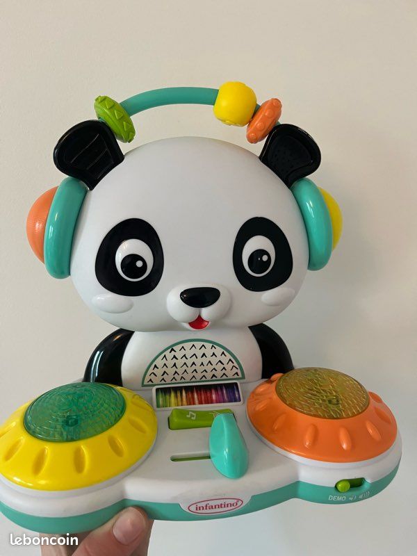 Jouet musical DJ panda (image 1)