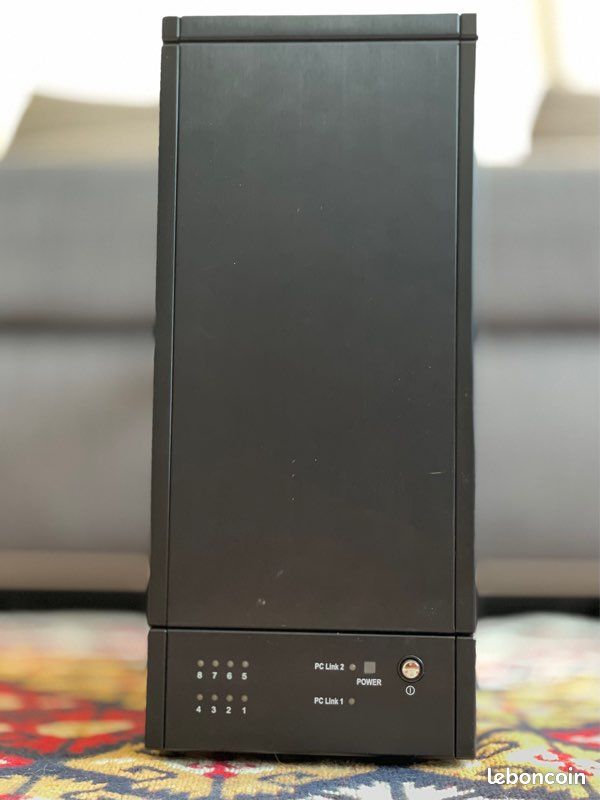 Boîtier Raid 5 12TB Sans Digital Towerraid TR8X+(B) + Highpoint 4322 SAS (image 1)