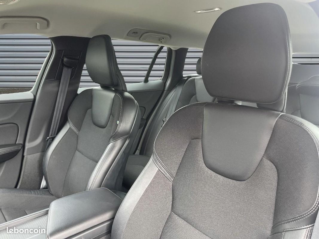 VOLVO V60 B3 Micro-Hybride Essence 163 Geartronic Business (image 11)
