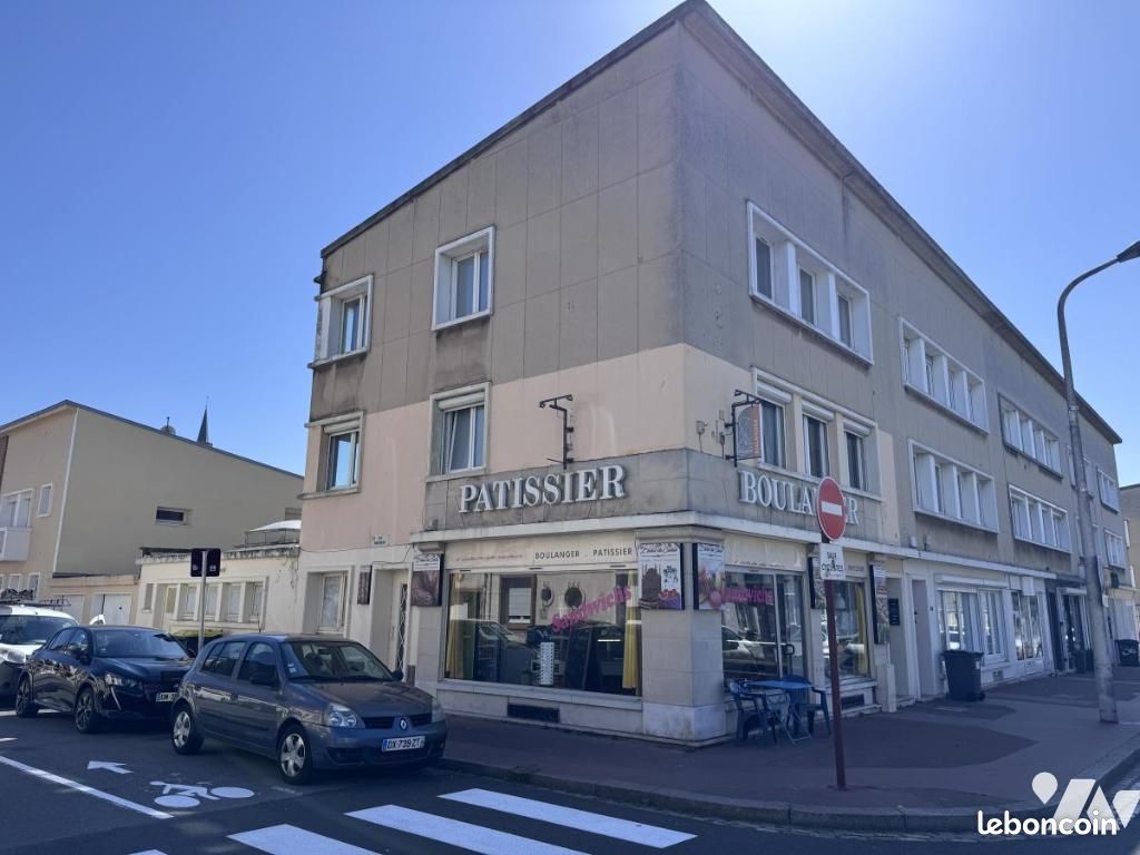 Local commercial 221 m² · à Calais · 221 m² · 239 780 €
