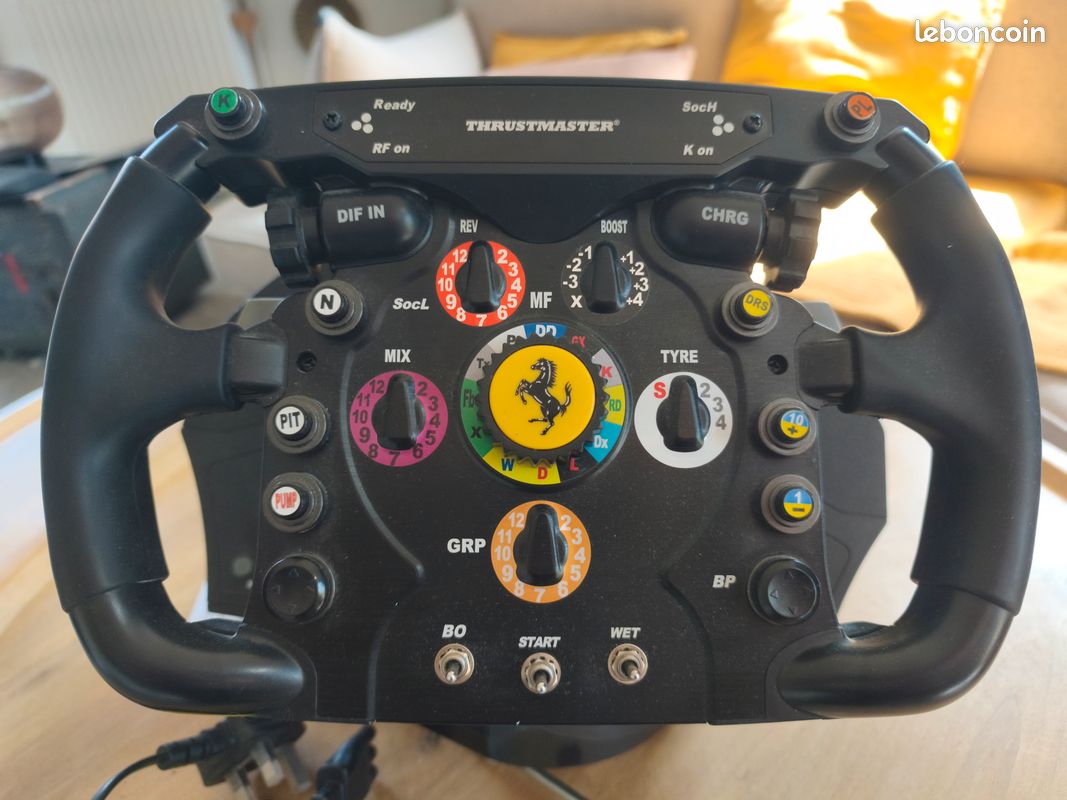 Pack simracing Thrustmaster TX + volant Ferrari F1 + pédalier TCLM (PC/XBox) (image 3)