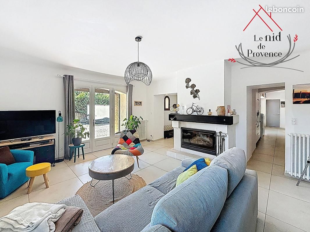 Maison 8 pièces 183 m² · à Pernes-les-Fontaines · 183 m² · 560 000 €