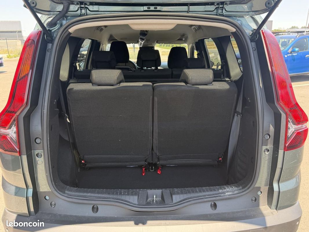 Dacia jogger 1.6 hybride 140 7pl automatique + camera de recul + gps + alerte angle mort (image 6)