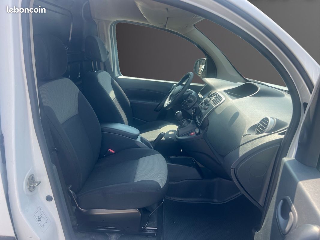 RENAULT KANGOO EXPRESS 1.5 BLUE DCI 80 Air Link 80Ch camera de recul radar AR carplay antivol cabine Garantie 12 mois (image 9)