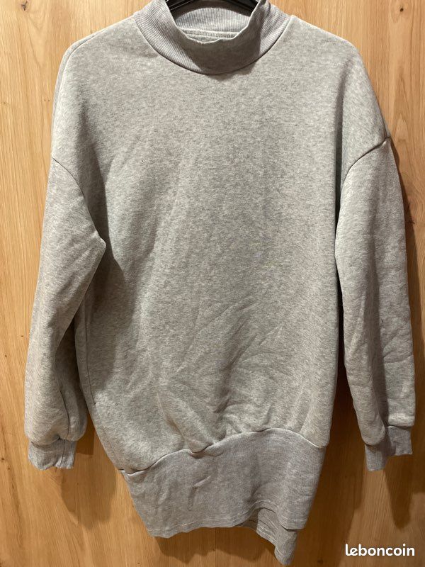 Robe pull (image 1)