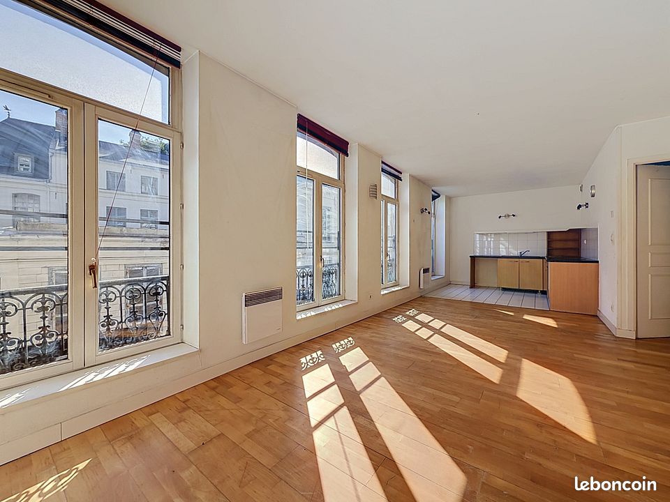 Appartement 2 pièces 53 m² · à Lille · 53 m² · 243 000 €