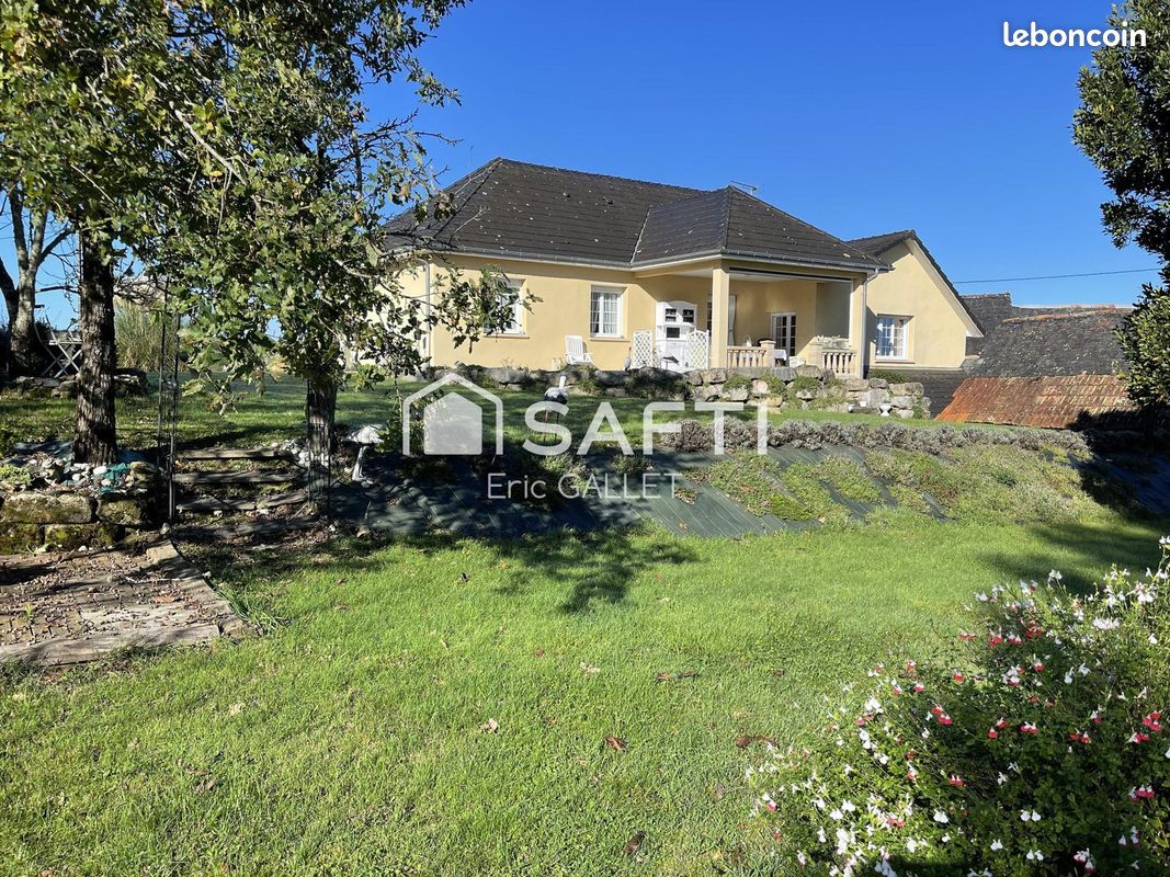 Maison 5 pièces 115 m² · à Varetz · 115 m² · 262 000 €
