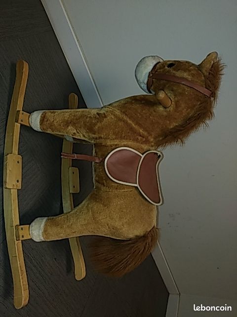 Cheval à bascule pour enfants (image 2)
