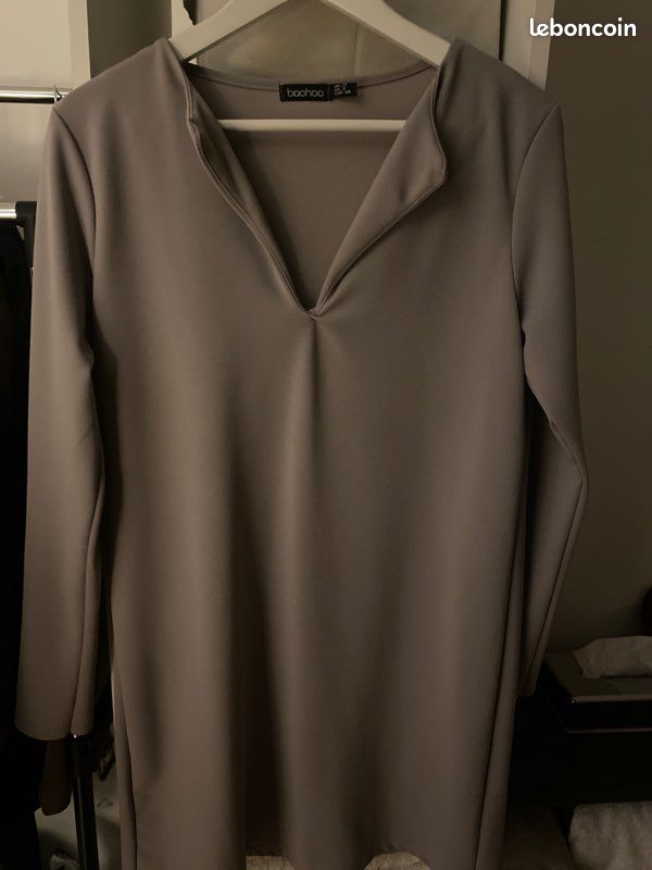 Robe Boohoo grise (image 1)