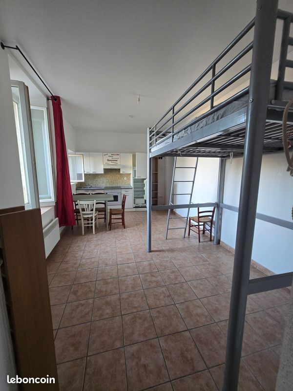 Appartement 1 pièce 24 m² · à Brignoles · 24 m² · 350 €/mois